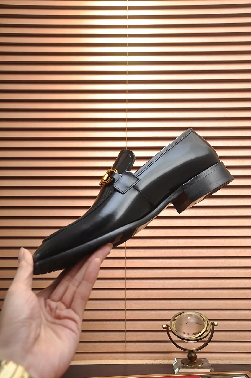 Men's shoes 💰500💶[Ferragamo/Ferragamo] The latest model in the counter. Original imported high-quality cowhide with open edges + imported 🐂 water-dyed cowhide lining + original luxury metal buckle + original combined outsole. Comparison without pressure 38--45 (45 is custom-made and cannot be returned or exchanged)